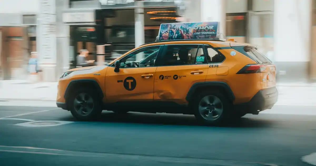 Erkek Günlük Giyiminde Stil ve Konforu Bir Arada Yakalayın