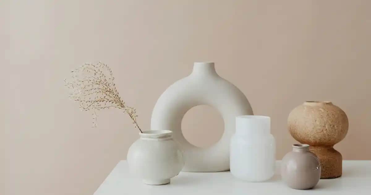 Erkek Mavi Kot Pantolonlar: Farklı Tarzlar ve Kombinasyon İpuçları