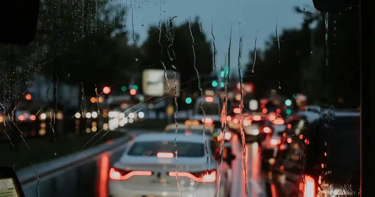 Erkek Polo Tişörtleriyle Uyumlu Çanta ve Ayakkabı Seçenekleri Rehberi