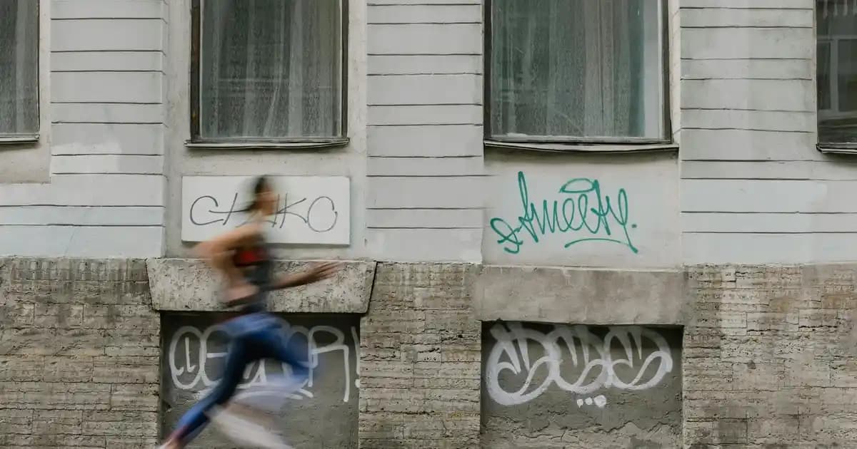 Erkek Polo Yaka Tişörtler: Şık ve Rahat Kombinler İçin En İyi Seçenekler