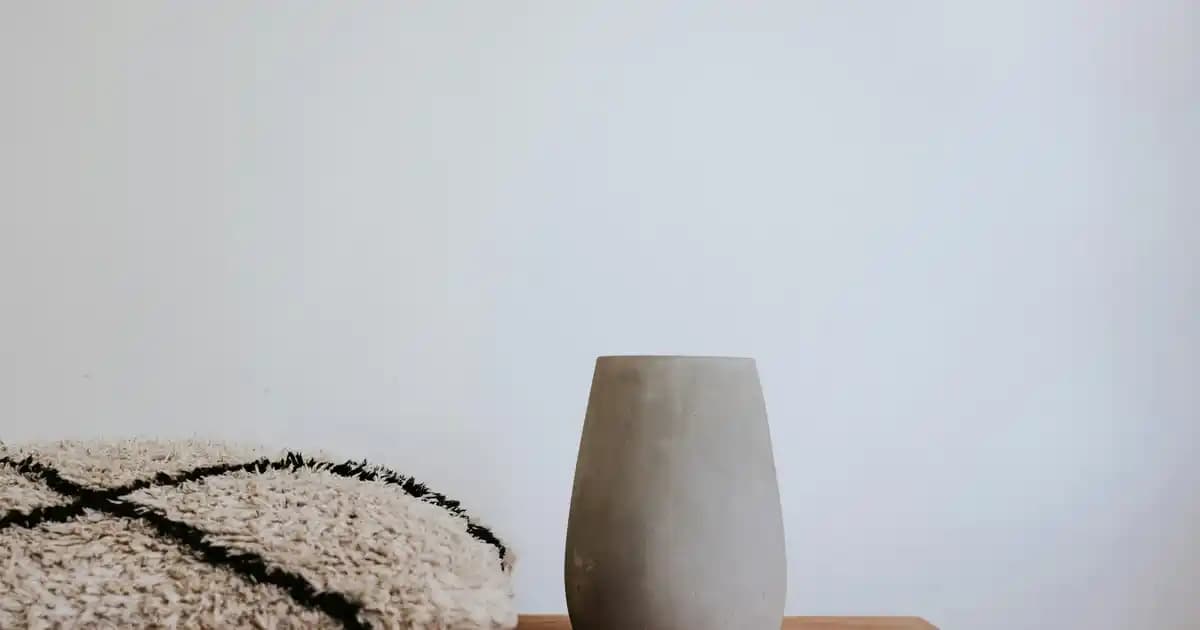 Erkek Spor Kundura Modelleri ve Trendleri: Şıklık ve Konforun Buluştuğu Ayakkabı Seçenekleri