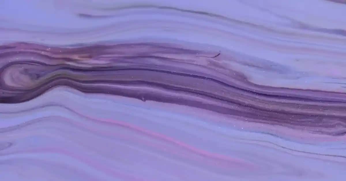 Erkekler İçin Denim Pantolon Seçiminde Dikkat Edilmesi Gerekenler ve Moda Trendleri