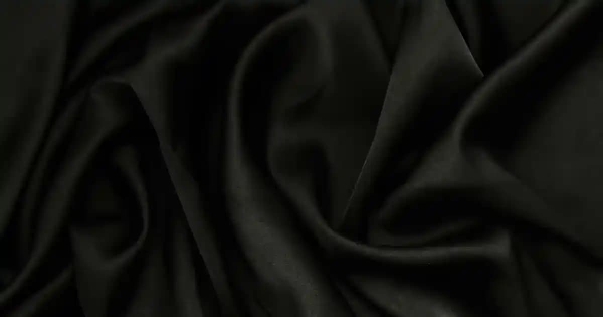 Erkekler İçin Kışlık Kombinler: Stil ve İşlevselliği Bir Arada Yakalayan Seçenekler