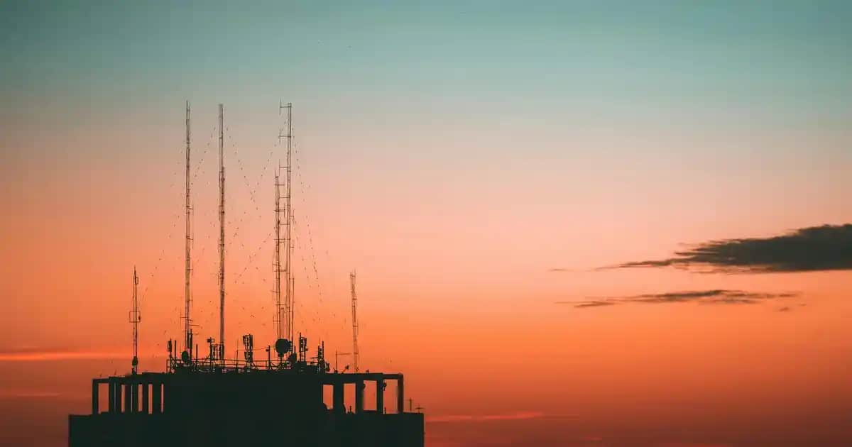 Erkekler İçin Kışlık Kombinlerde Çanta ve Ayakkabı Seçiminin Önemi ve Trendleri