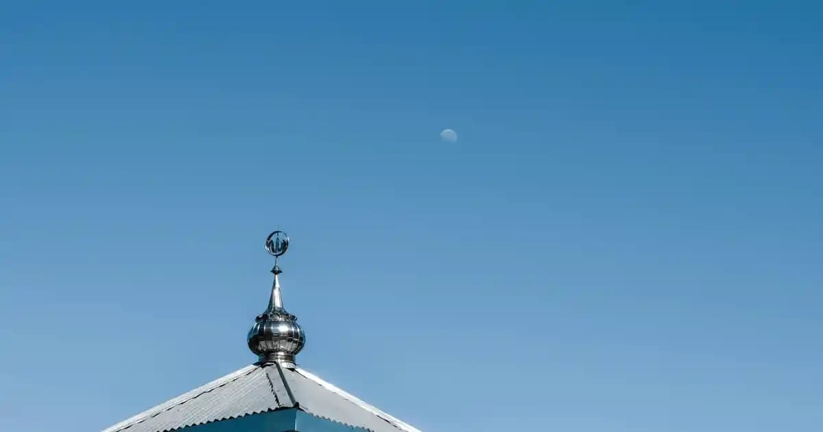 Erkekler İçin Modern ve Şık Spor Kombinleri Önerileri ve Stil İpuçları