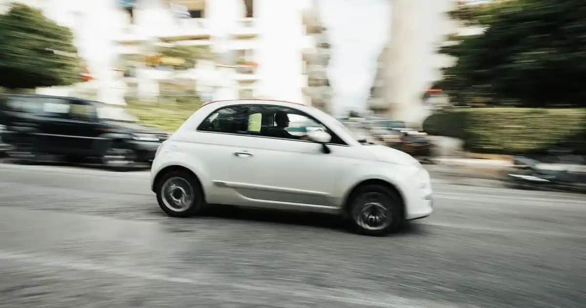 Erkekler İçin Parlak Şişme Yelek Modelleri ve Kombinasyon İpuçları