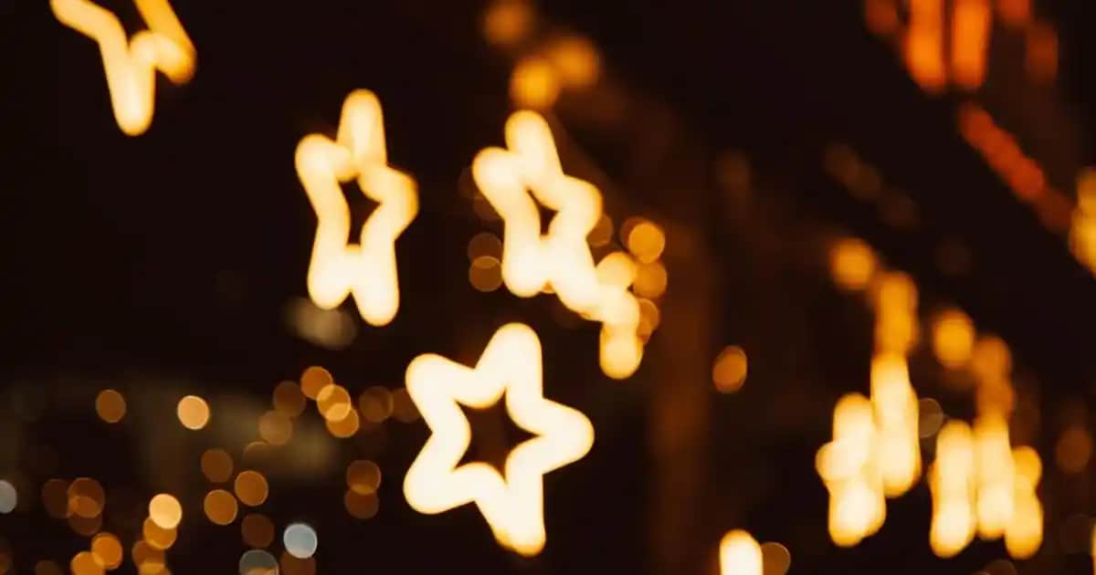 Gri Erkek Eşofman Takımı: Güncel Moda Trendleri ve Kombinasyon İpuçları