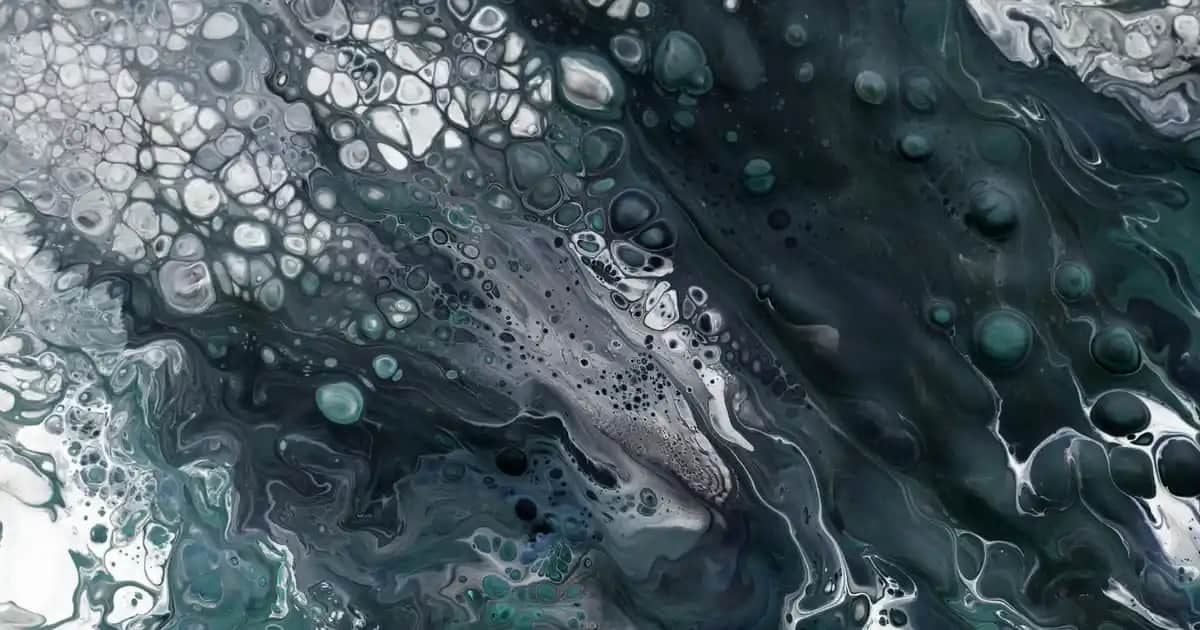 Hoka Erkek Ayakkabıları: Yüksek Konfor ve Performans Sunan Modern Tasarımlar