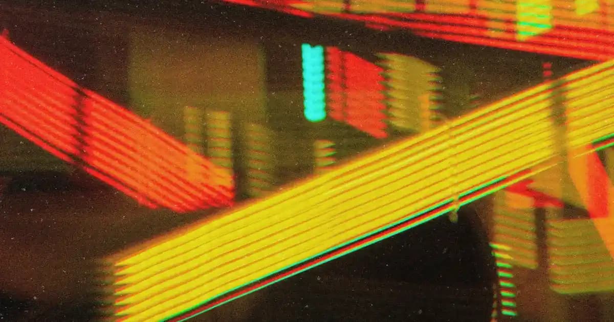 Kadın Kaz Tüyü Uzun Montlar: Kış Aylarında Şıklık ve Sıcaklık İçin En İyi Seçenekler