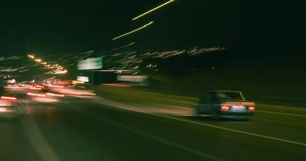 Kadın Mevsimlik Dış Giyim ve Çanta-Ayakkabı Uyumuyla Şık Kombinler Rehberi