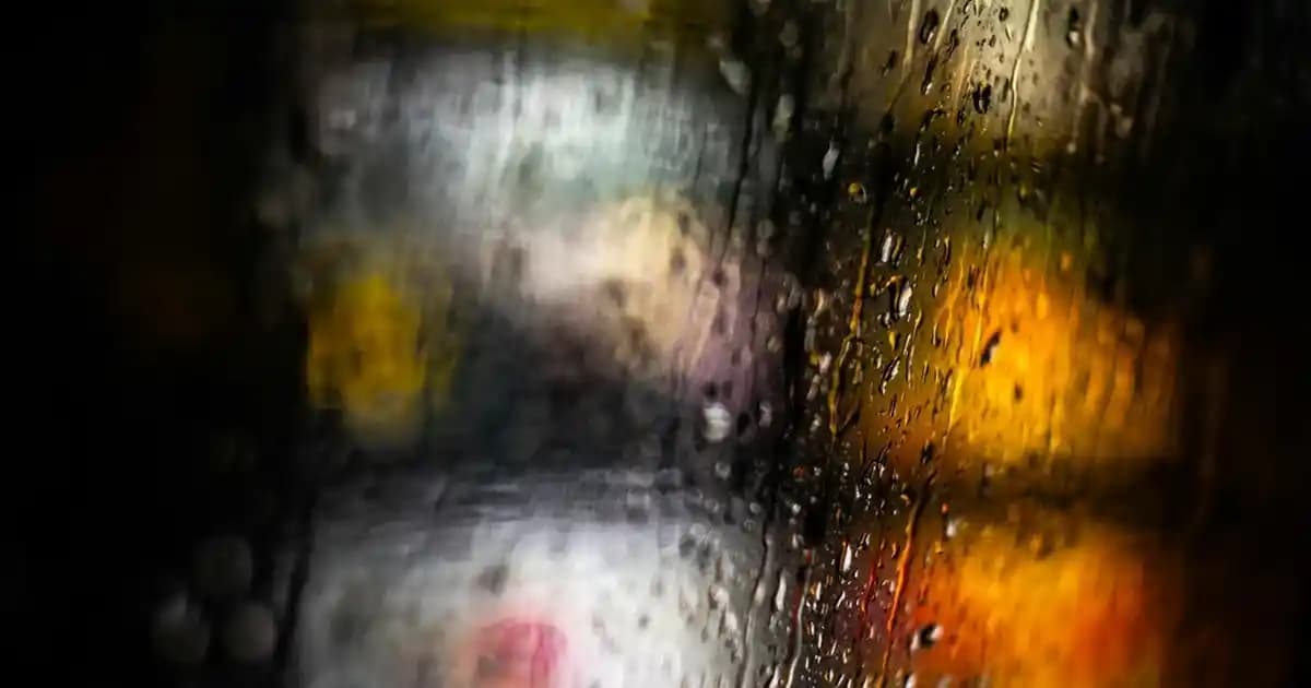 Kadınlar İçin Lacivert Ayakkabı Kombinleri: Şıklık ve Uyum İçin İpuçları ve Stil Önerileri