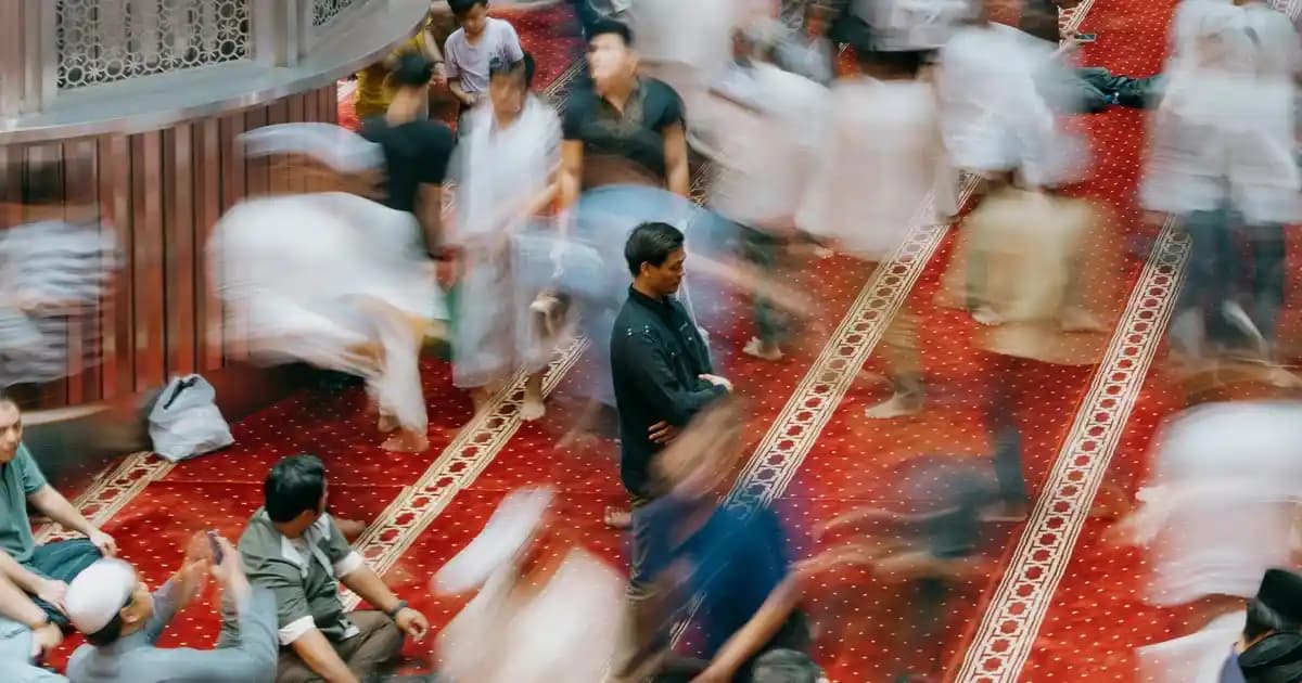 Kadınlar İçin Siyah Keten Pantolon: Şıklık ve Rahatlığın Mükemmel Uyumu