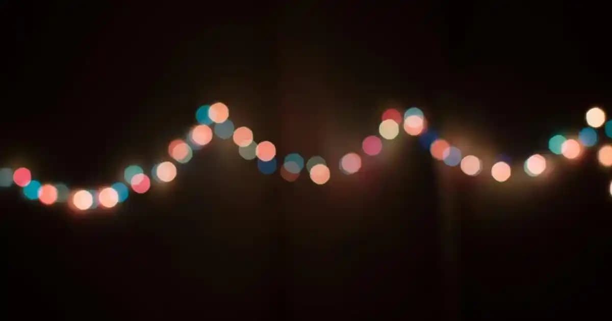 Kırmızı Gömlek ile Uyumlu Pantolon Renkleri ve Stil İpuçları