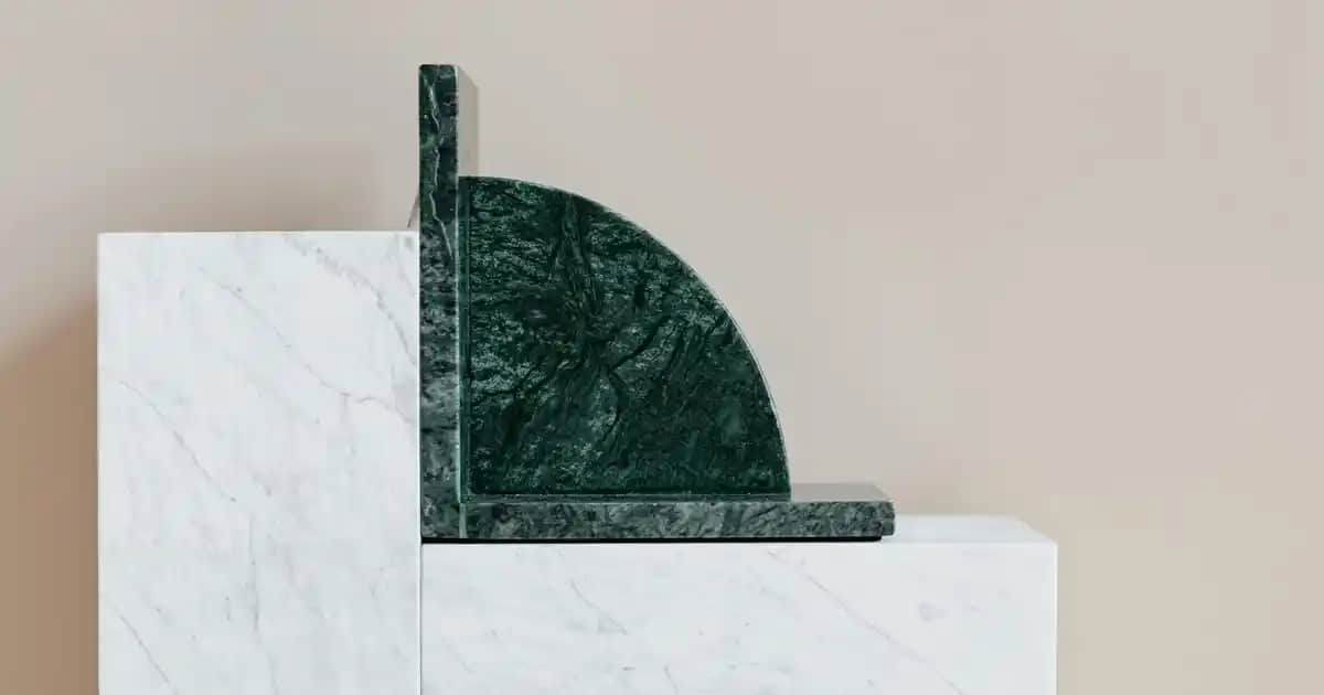 Lacivert Erkek Gömlek ve Ayakkabı Çanta Kombinasyonları Hakkında Detaylı Rehber