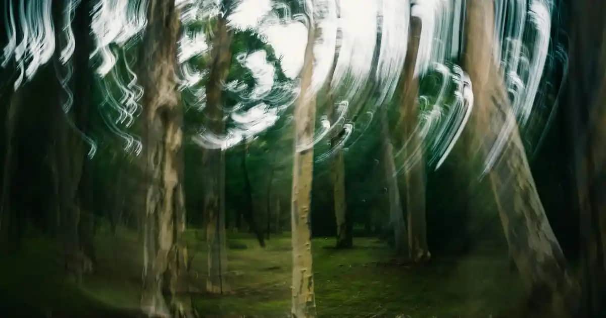 Mavi Erkek T-shirt Modelleri ve Tarzınızı Yansıtan Kombinasyon İpuçları