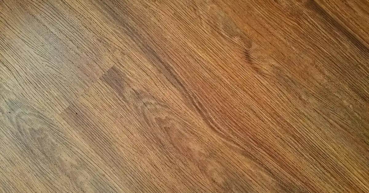 Nike Air Jordan Siyah Beyaz Kadın Ayakkabıları: Şıklık ve Konforun Mükemmel Buluşması