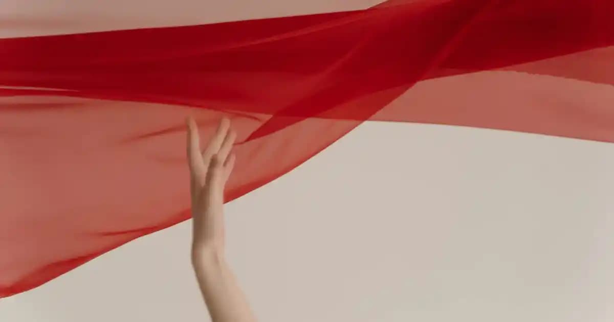 Nike Air Max Verona Kadın Spor Ayakkabısı: Şıklık ve Konforun Birleşimi