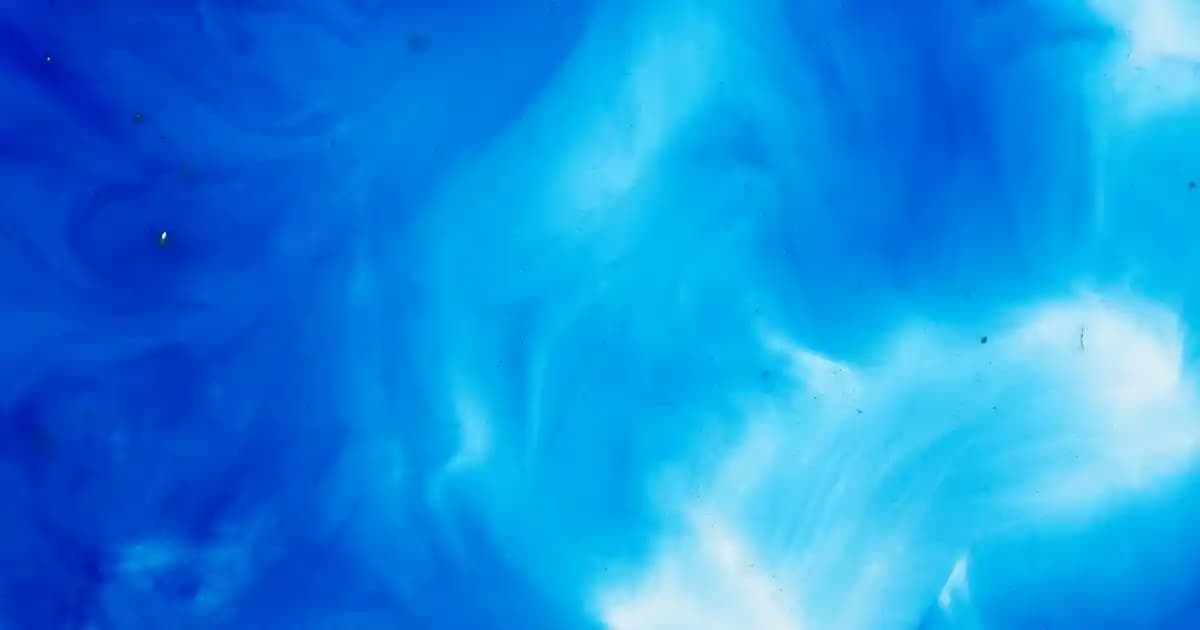 Nike Beyaz Air Jordan Serisi: Şıklık ve Konforun Mükemmel Buluşması