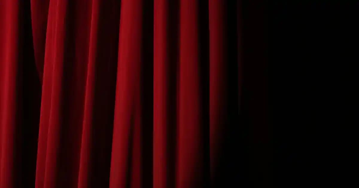 Nike Gri Kadın Spor Ayakkabıları: Estetik ve Konforu Bir Arada Sunan Modeller