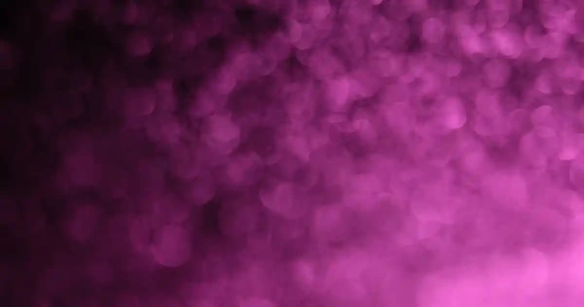 Nike Kadın Çantaları: Şıklık ve Fonksiyonelliği Bir Arada Sunan Modern Koleksiyon