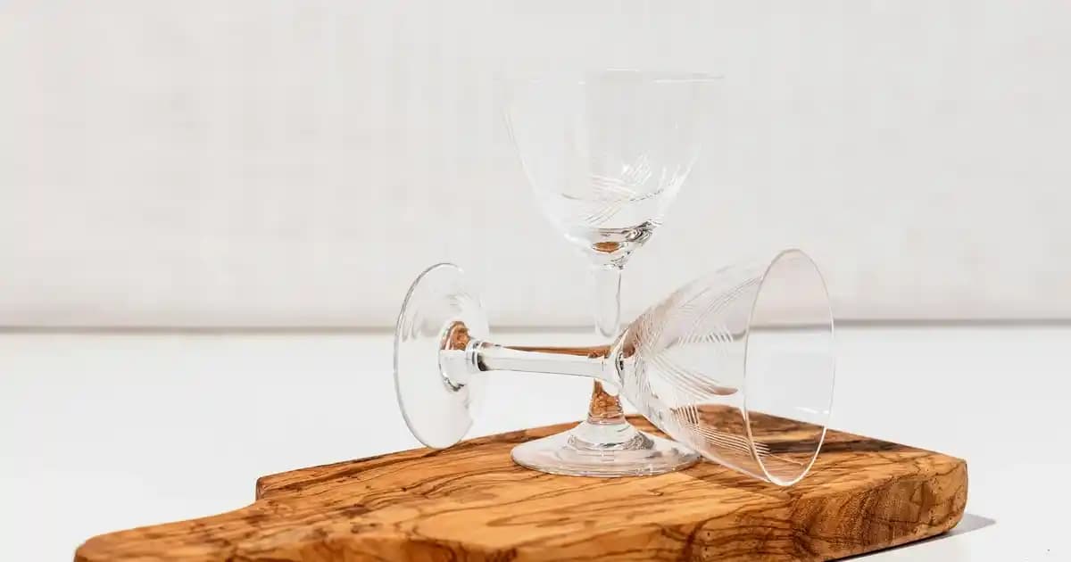 Renkli Erkek Tişörtleriyle Tarzınızı Yansıtma ve Moda Trendleri