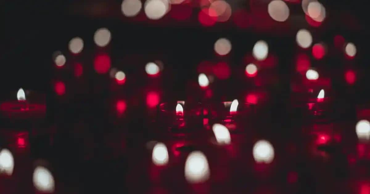 Siyah Tabanlı Ayakkabılar: Modada Şıklık ve Konforun Buluşma Noktası