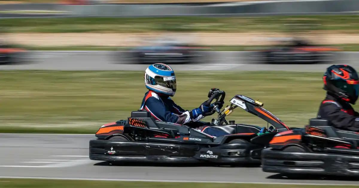 Vans Ayakkabılarıyla Şık ve Uyumlu Kombinler Yapmanın İpuçları