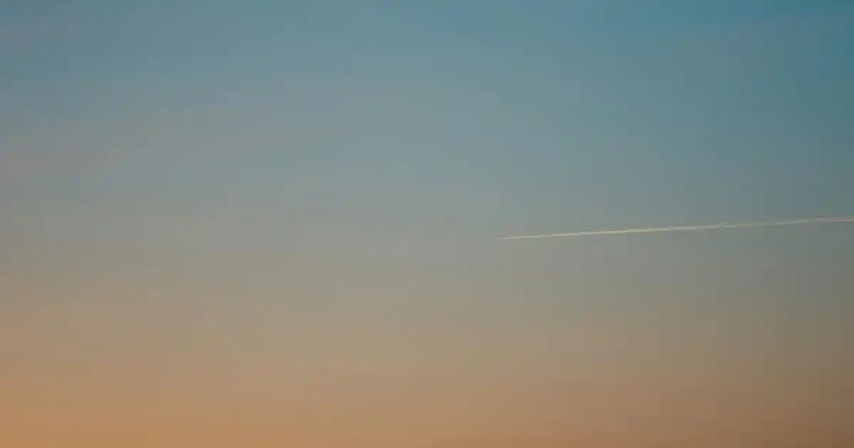 Yazlık Erkek Spor Ayakkabıları: Trendler, Modeller ve Seçim İpuçları