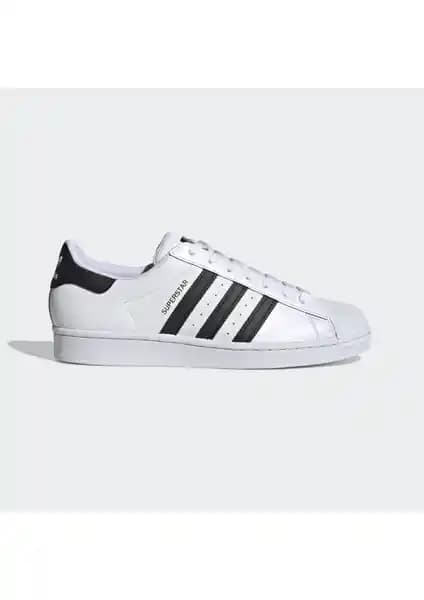 adidas Originals EG4958 Superstar Ayakkabıları: Şıklık ve Dayanıklılığı Bir Arada Sunan Model