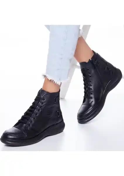 Diego Carlotti Deri Fermuarlı Günlük Kadın Botu Şıklık ve Konforu Bir Arada Sunar