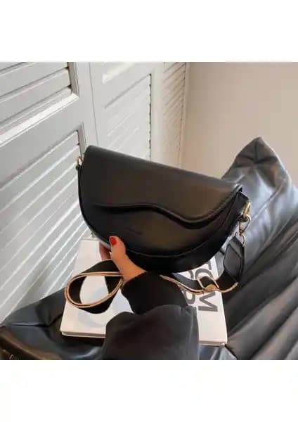 Kadın Çantası Karşılaştırması: Kaimeng-HB Omuz ve Lucky Bees El ve Omuz Çantası Özellikleri