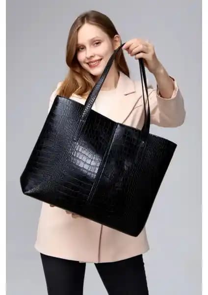 Kadın Çantası Karşılaştırması: Luvenis Kroko Desen ve Yuka Nou Shopper Modelleri