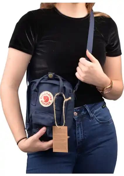 Kanken Çapraz Çanta Günlük Kullanım İçin Şık ve Dayanıklı Su Geçirmez Model