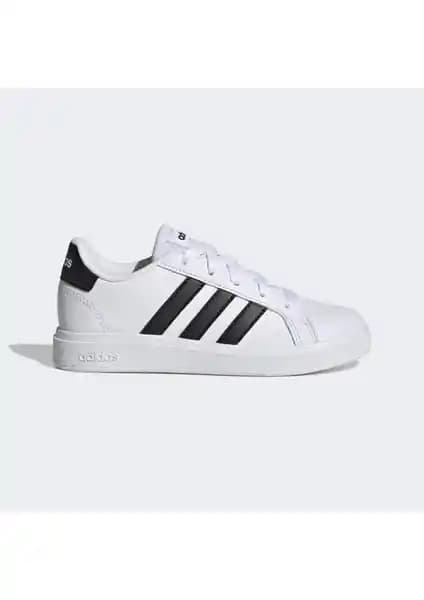 Adidas GW6511 ve Strutter Erkek Günlük Spor Ayakkabıları Karşılaştırması