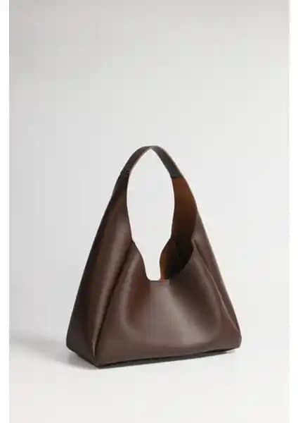 Densila ve With-W Kadın Çantaları Karşılaştırması: Tasarım, Fonksiyon ve Kullanıcı Yorumları