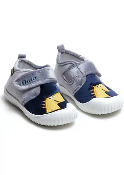 Erkek Çocuklar İçin Kışlık Panduf ve Patik Modelleri Karşılaştırması