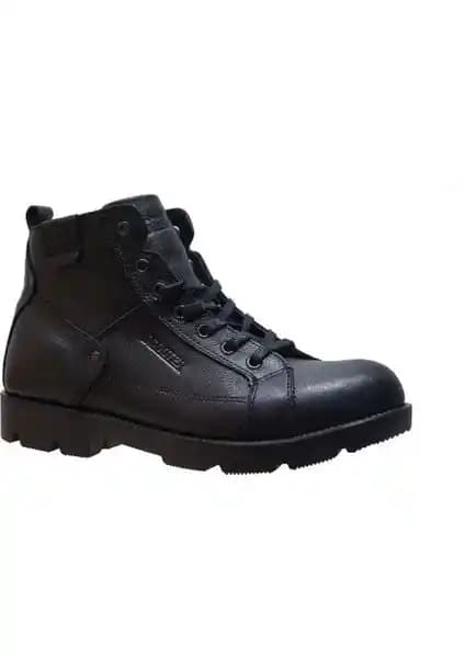 Erkek Deri Bot Modelleri Karşılaştırması: Şıklık ve Dayanıklılık Analizi