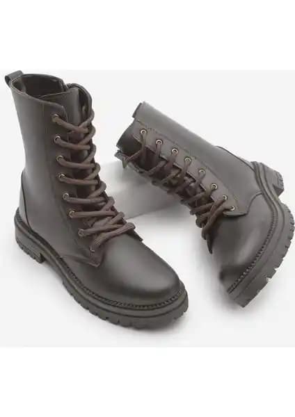 Kadın Bot Modelleri Karşılaştırması: Marjin Postal Bot ve Hotiç Düz Bot Özellikleri