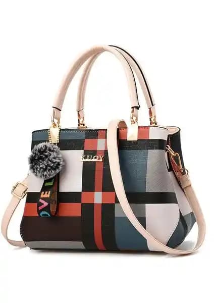 Kadın Çanta Karşılaştırması: Büyük Kapasiteli El Omuz ve Desenli Çapraz Modeller