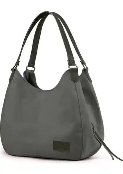 Kadın Günlük Kullanım İçin Kapasiteli ve Şık Omuz Çantası Karşılaştırması