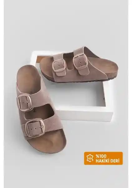 Kadın Hakiki Deri Günlük Terlik ve Zincirli Loafer Modellerinin Karşılaştırması