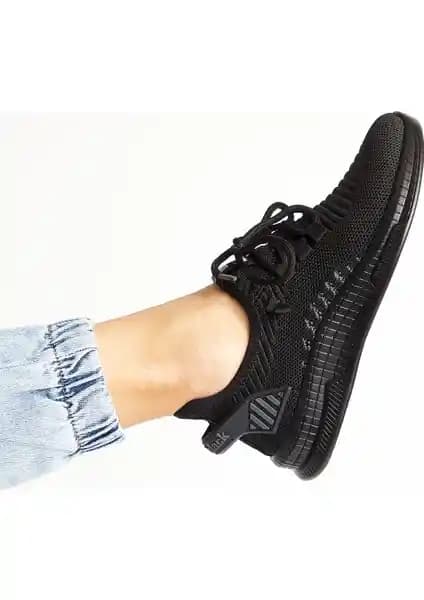 Kadın Spor Ayakkabıları Karşılaştırması: Tonny Black ve U.S. Polo Assn. Modelleri