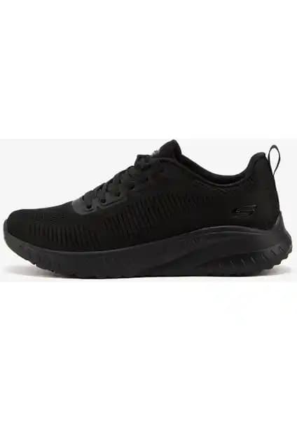 Skechers Bobs Squad Chaos ve D'lux Walker 2.0 Kadın Spor Ayakkabıları Karşılaştırması