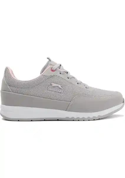 Slazenger Kadın Sneaker Modelleri Karşılaştırması: ANGLE I ve GALA I Özellikleri ve Kullanıcı Yorumları