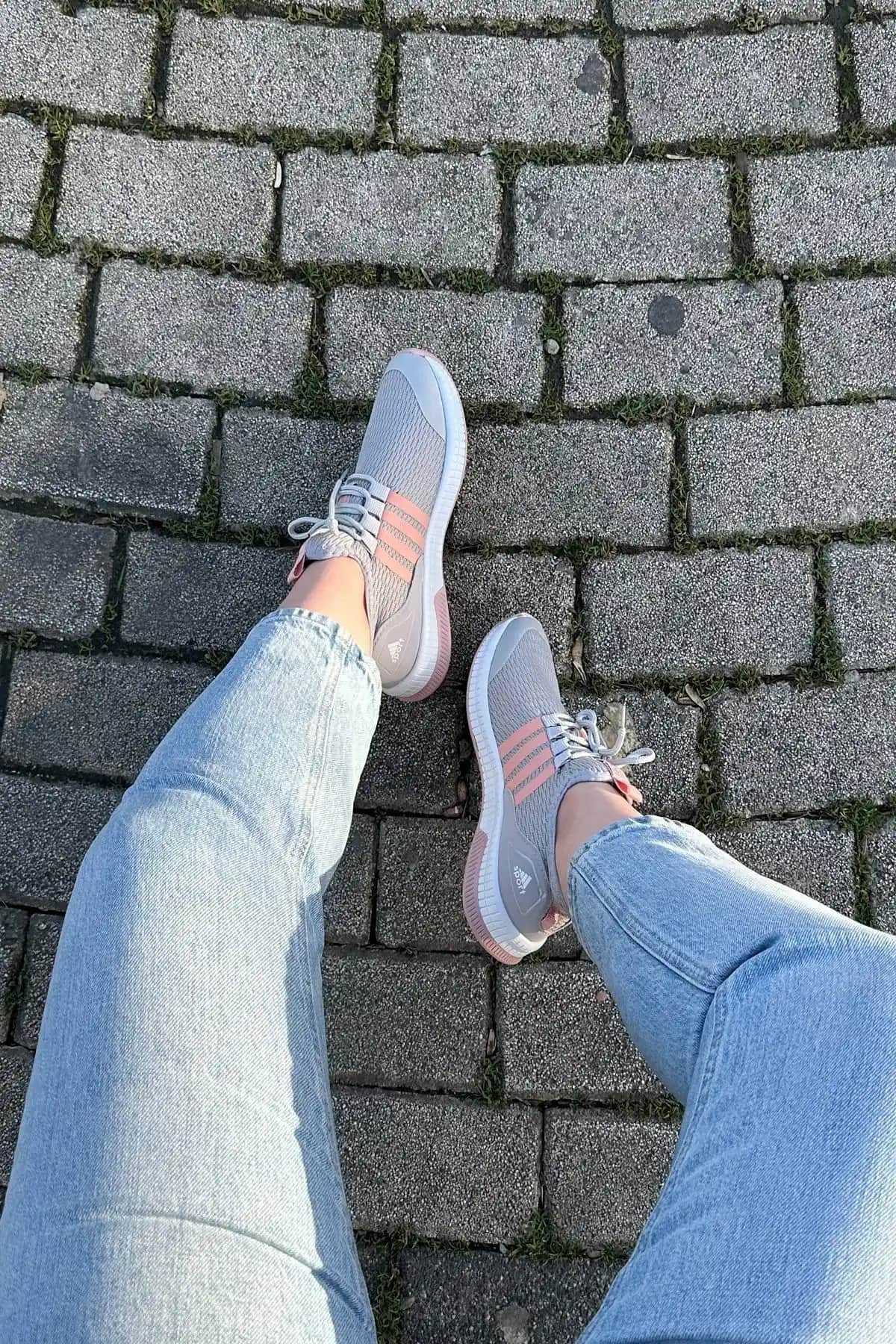 Allyup Günlük Kadın Erkek Sneaker: Rahat ve Şık Modern Spor Ayakkabı Seçenekleri