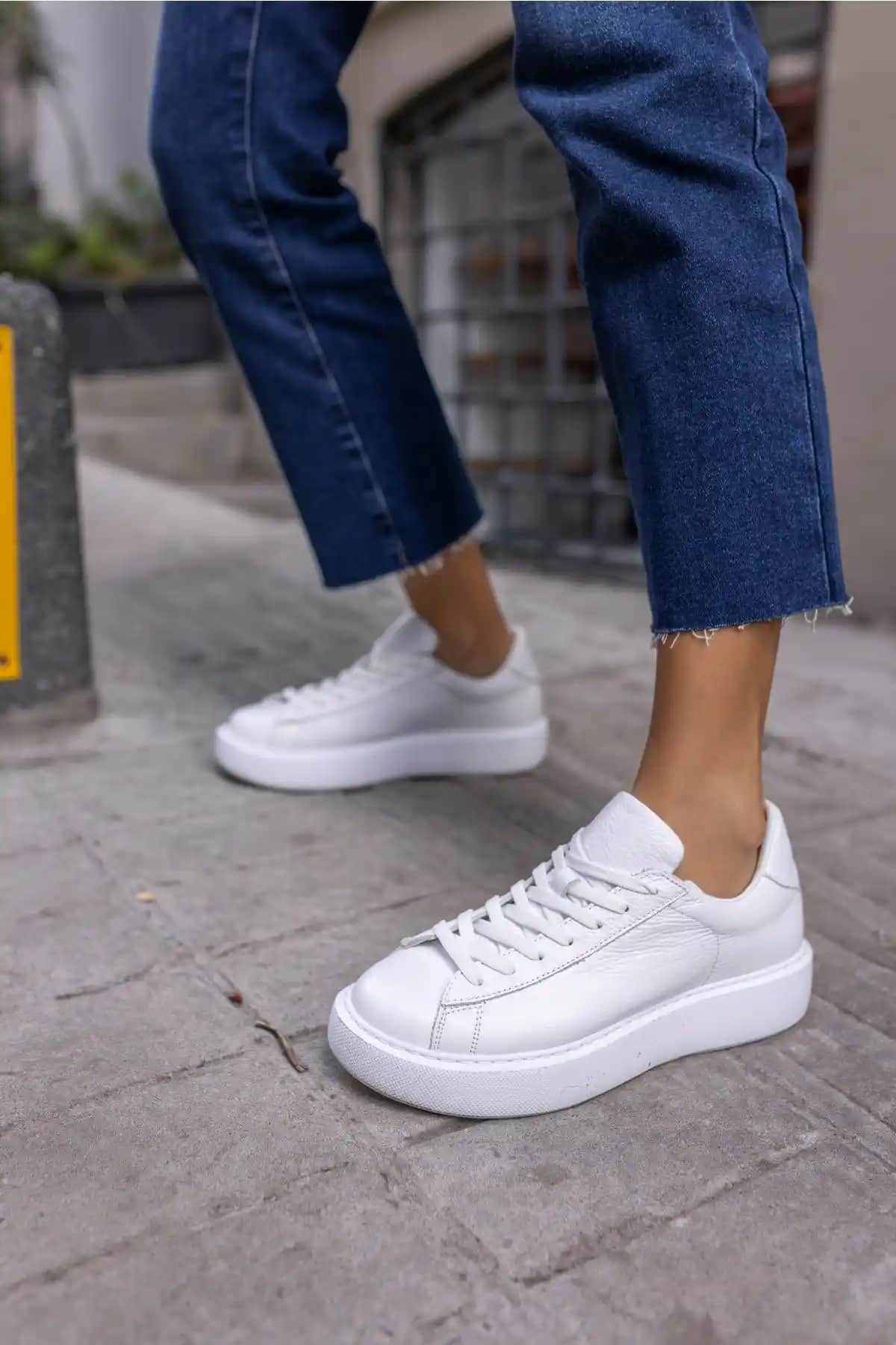 ANGELİNA JONES Kadın Beyaz Deri ve EVA Tabanlı Bağcıklı Ayakkabı - Günlük Şıklık ve Konfor