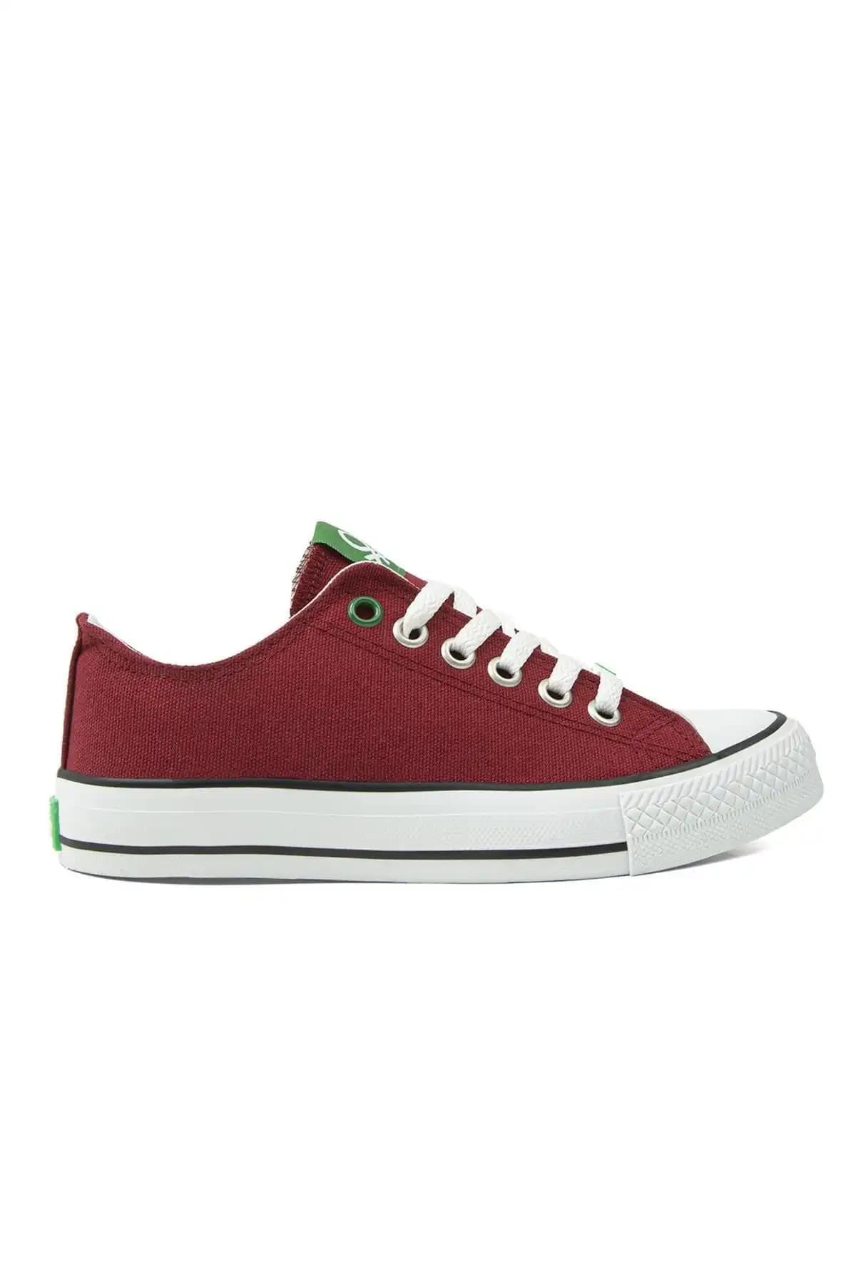 Benetton BN-30196 3374 Bordo Kadın Spor Ayakkabı: Şıklık ve Konforun Birleşimi