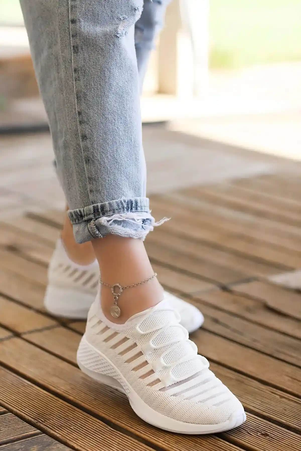 Bitmedeniste Yeni Sezon Bağcıksız Kadın Sneaker RM0566 Modern ve Rahat Tasarım