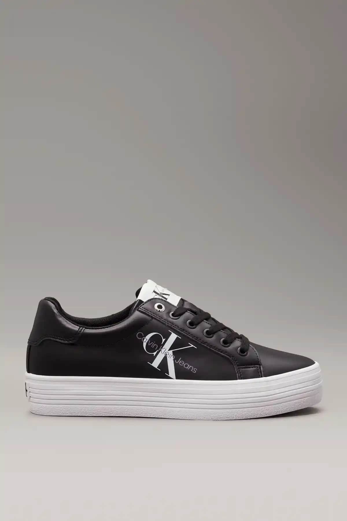 Calvin Klein Kadın Logolu Platform Topuklu Sneakers: Şıklık ve Konfor Bir Arada