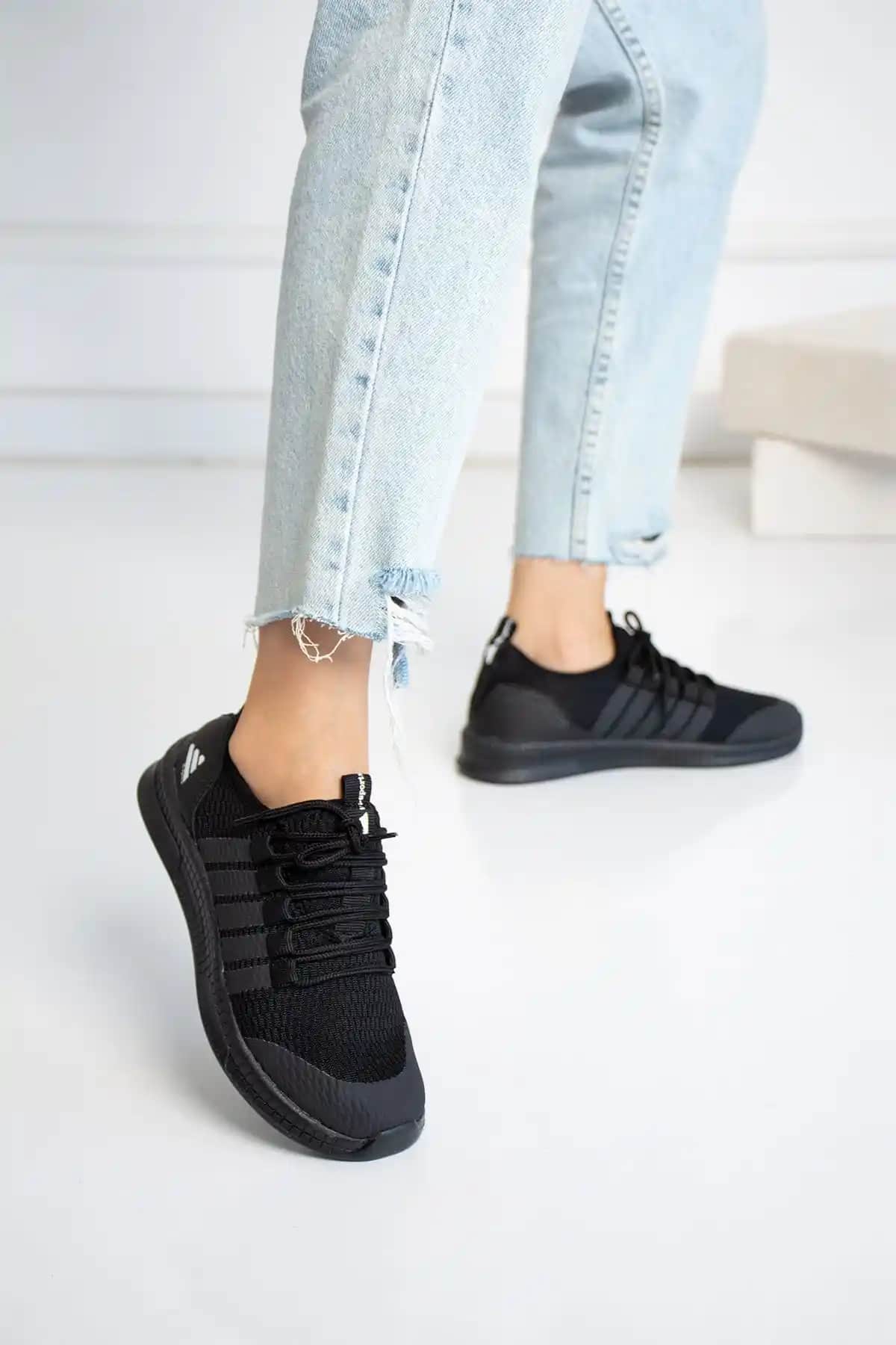 İnan Ayakkabı Unisex Siyah Spor Ayakkabısı Günlük Kullanım ve Konfor İçin Uygun